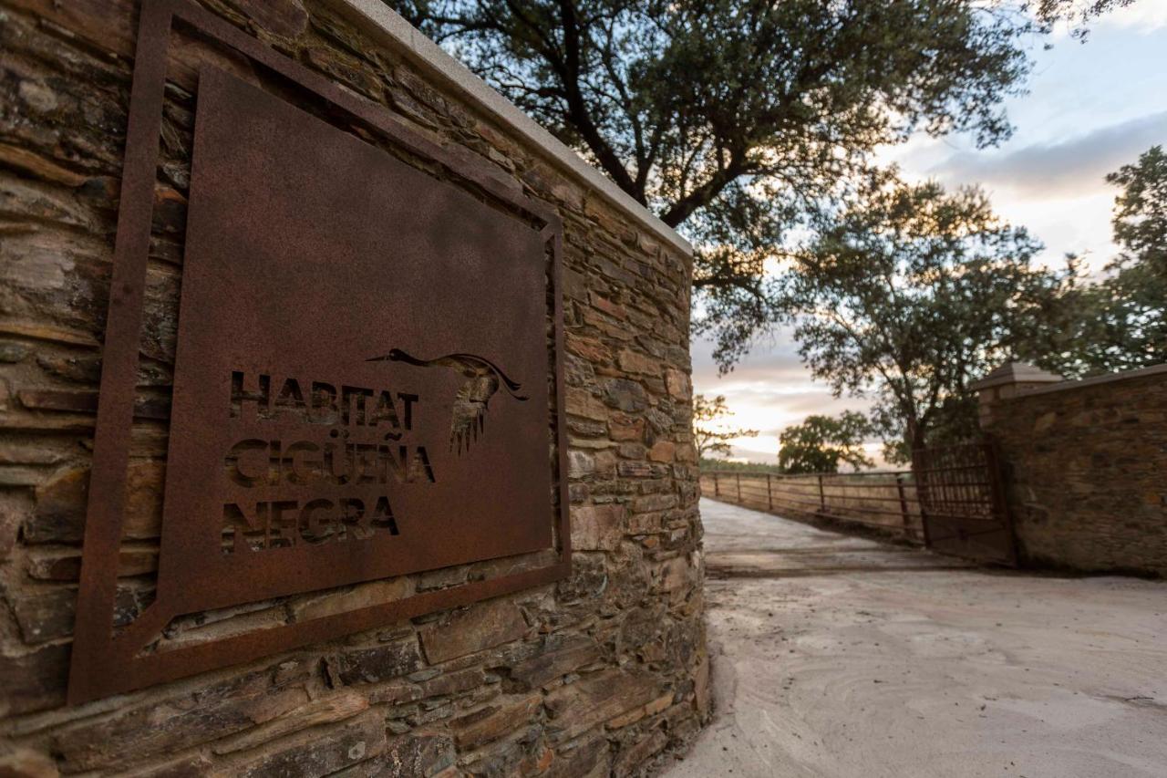 Habitat Cigueena Negra Valverde del Fresno Kültér fotó